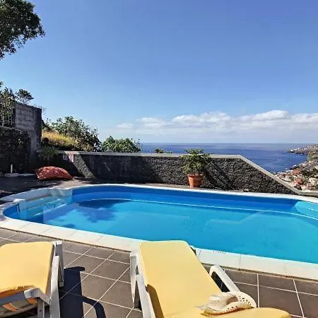 Calcada * Santa Cruz (Madeira)