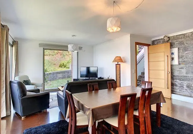 Calcada Santa Cruz (Madeira)