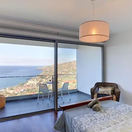 Calcada Santa Cruz (Madeira)